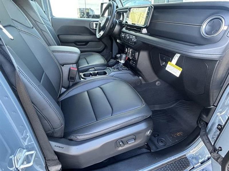 New 2026 Jeep Wrangler Unlimited Sahara AWD/4WD image 22