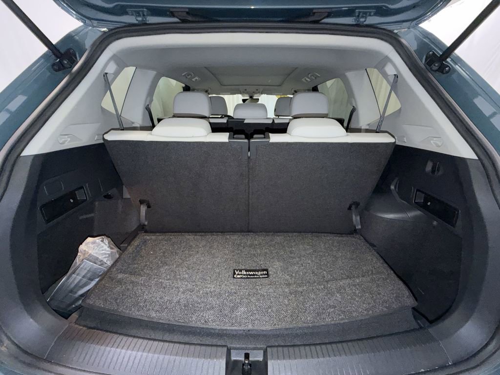 Used 2021 Volkswagen Tiguan SE AWD/4WD image 16