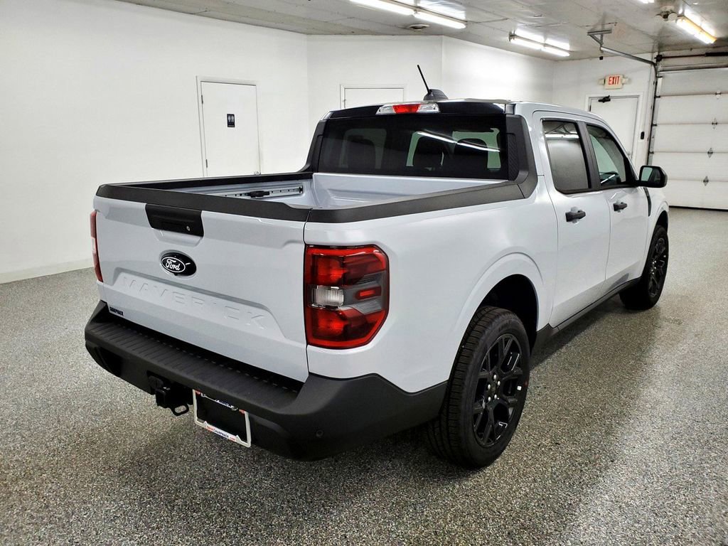New 2025 Ford Maverick XLT w/ XLT Luxury Package image 4