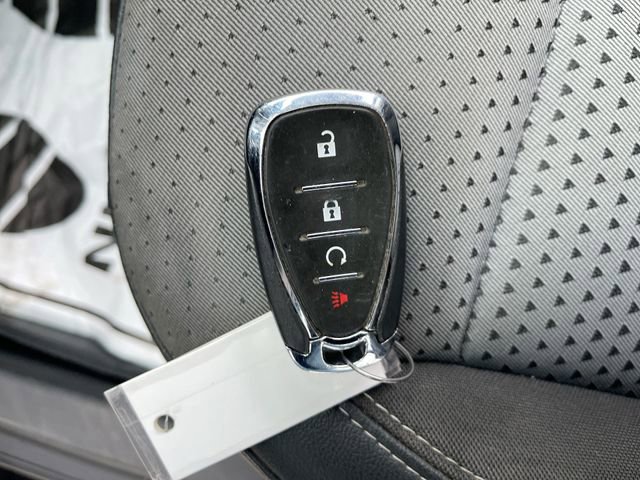 Certified 2025 Chevrolet Trax LT w/ LT Convenience Package image 32