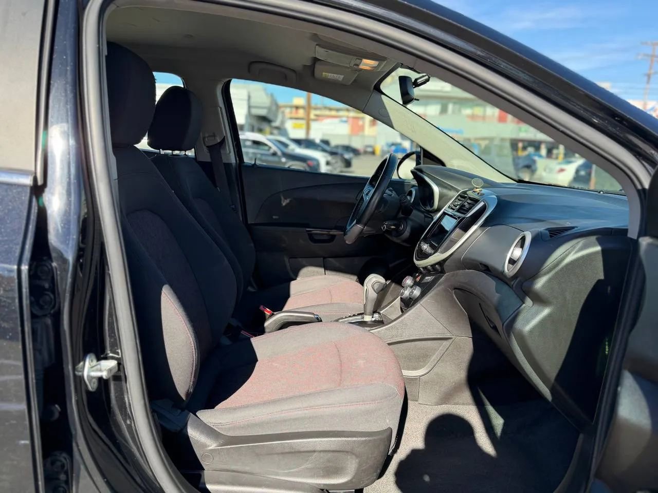 Used 2019 Chevrolet Sonic LT image 31