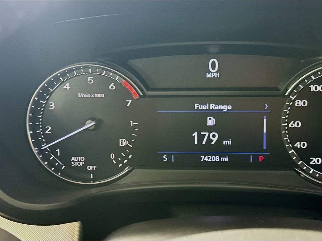 Used 2019 Cadillac XT4 Premium Luxury image 14