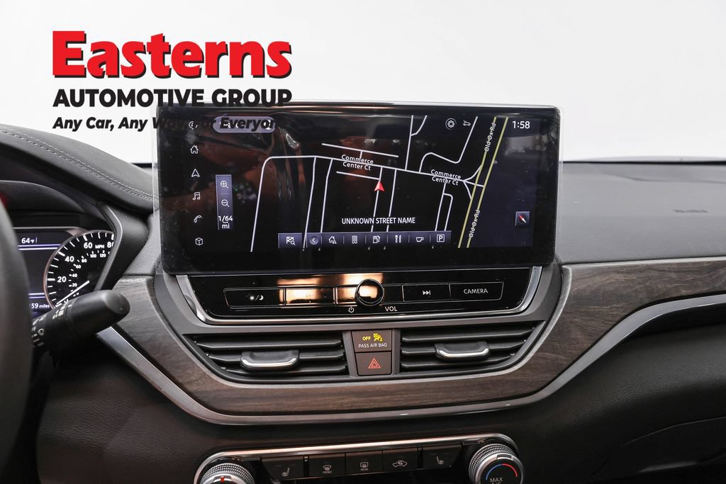 Used 2024 Nissan Altima 2.5 SV w/ SV Premium Package AWD/4WD image 13