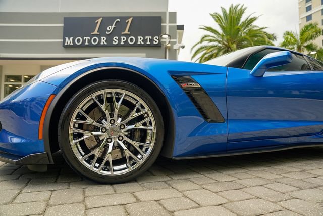 Used 2016 Chevrolet Corvette Z06 w/ 3LZ Preferred Equipment Group RWD image 13