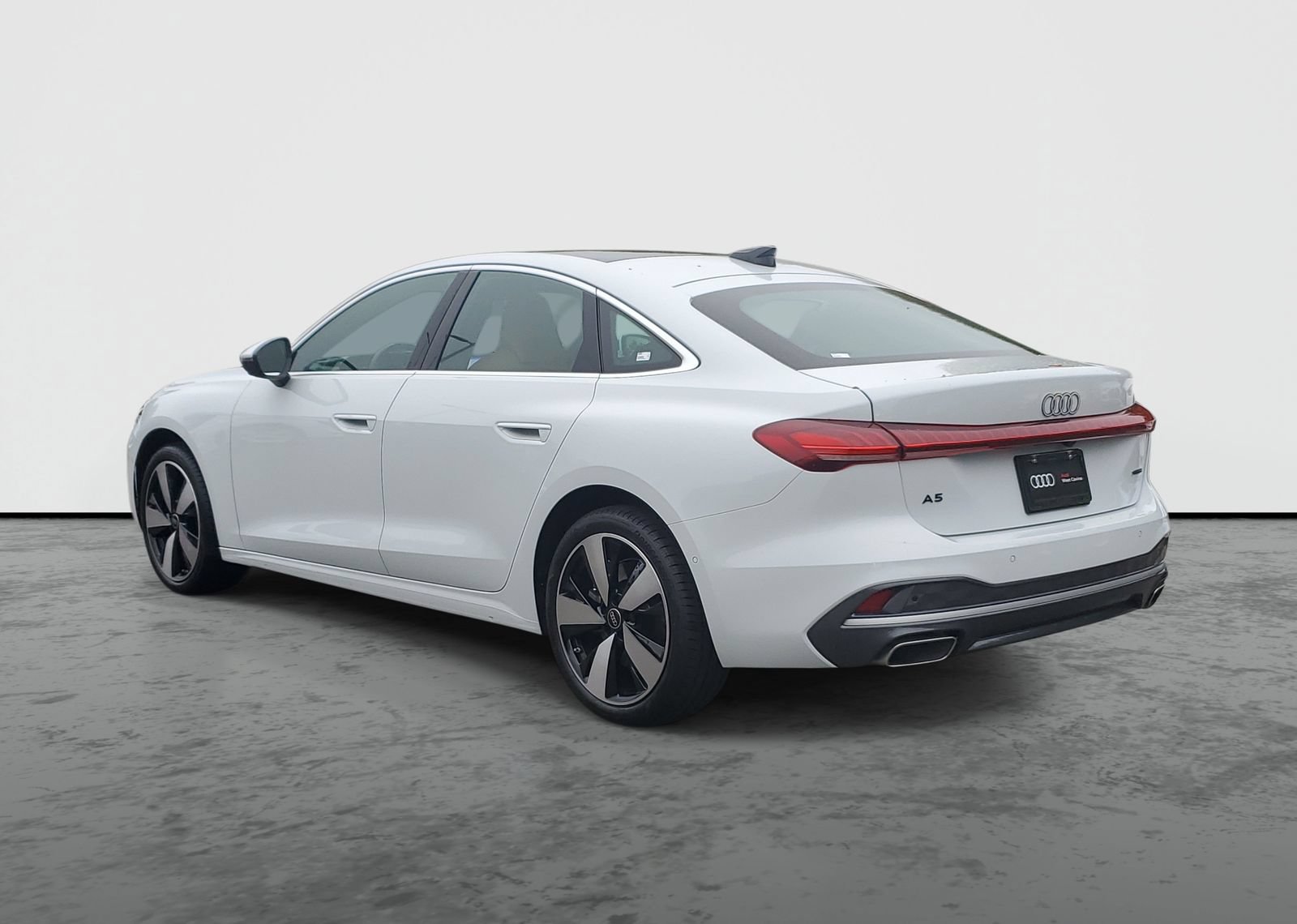 Used 2025 Audi A5 Premium Plus w/ Premium Plus AWD/4WD image 3