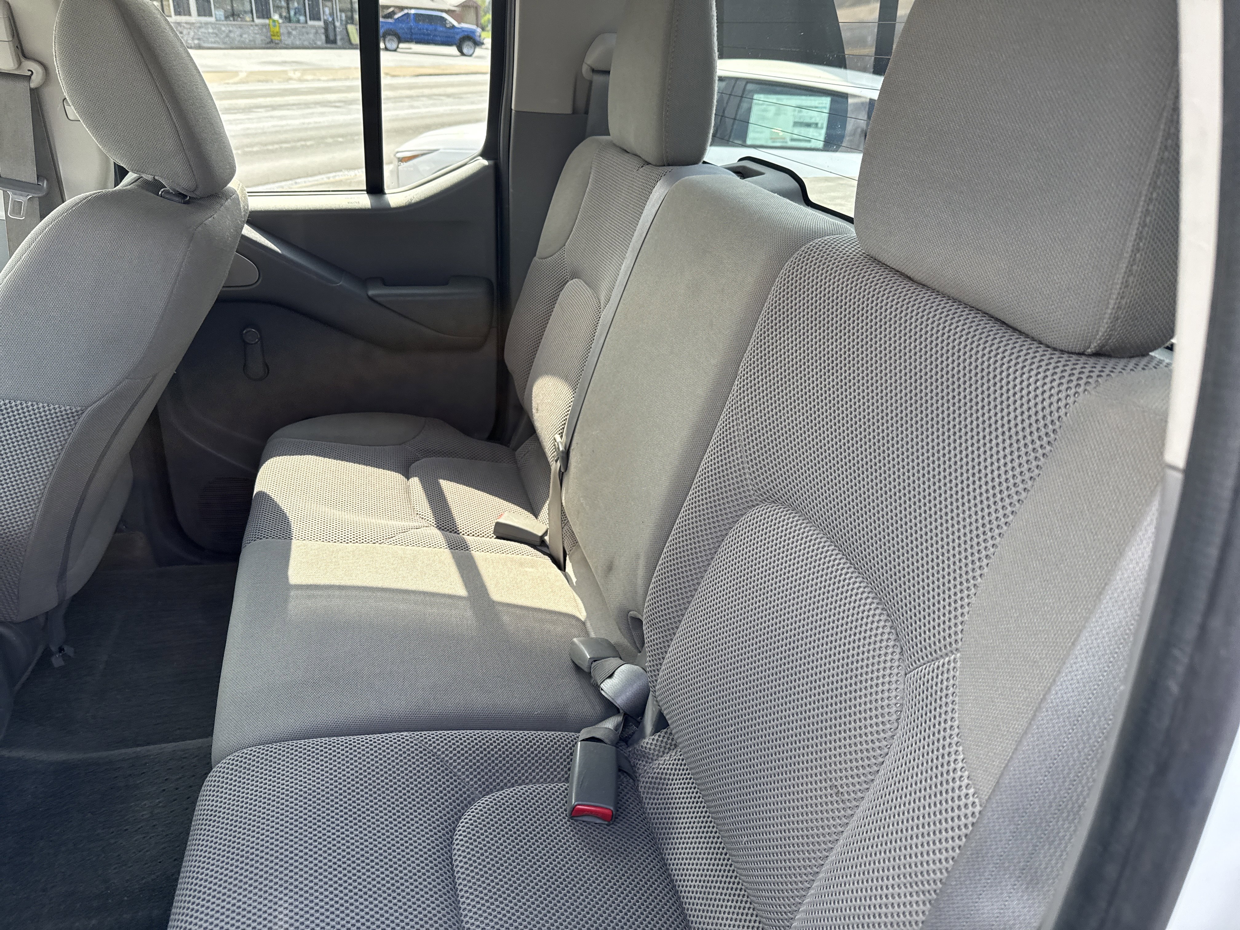 Used 2018 Nissan Frontier S AWD/4WD image 13