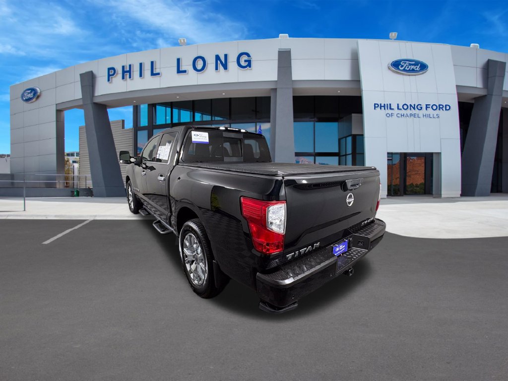 Used 2024 Nissan Titan SV w/ SV Convenience Package AWD/4WD image 3