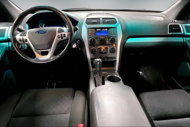 Used 2013 Ford Explorer XLT FWD image 8