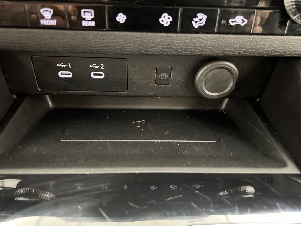 Used 2025 Mitsubishi Outlander SE FWD image 60