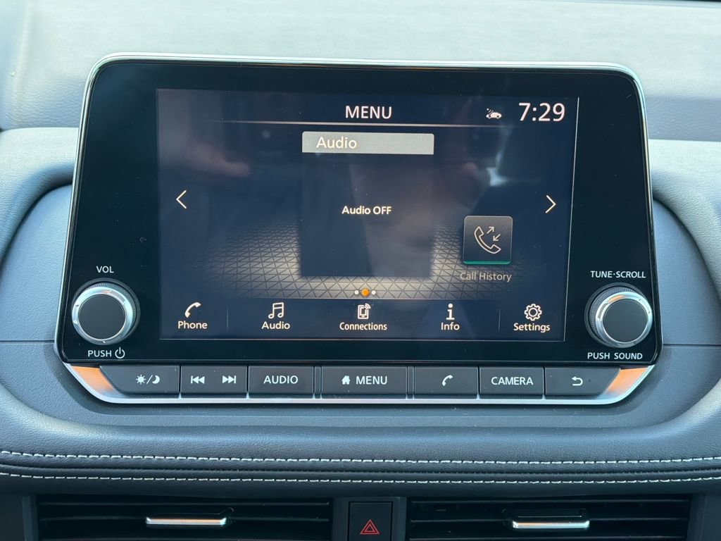 Certified 2023 Nissan Rogue SV image 27