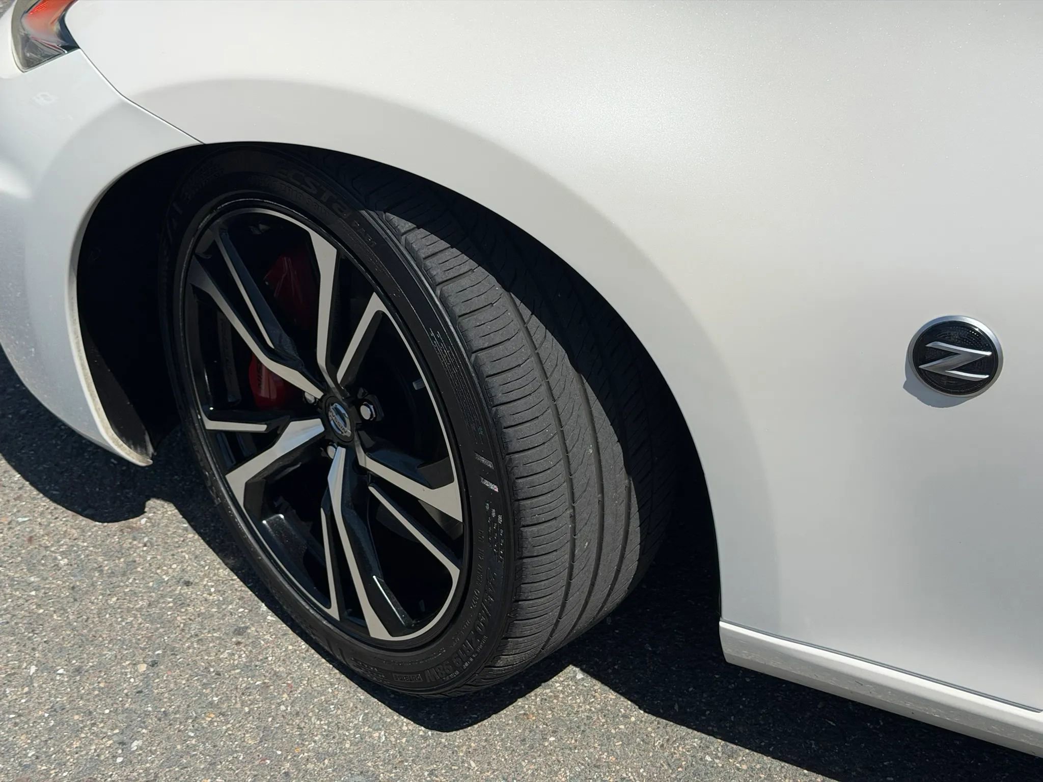 Used 2020 Nissan 370Z Touring Sport image 17