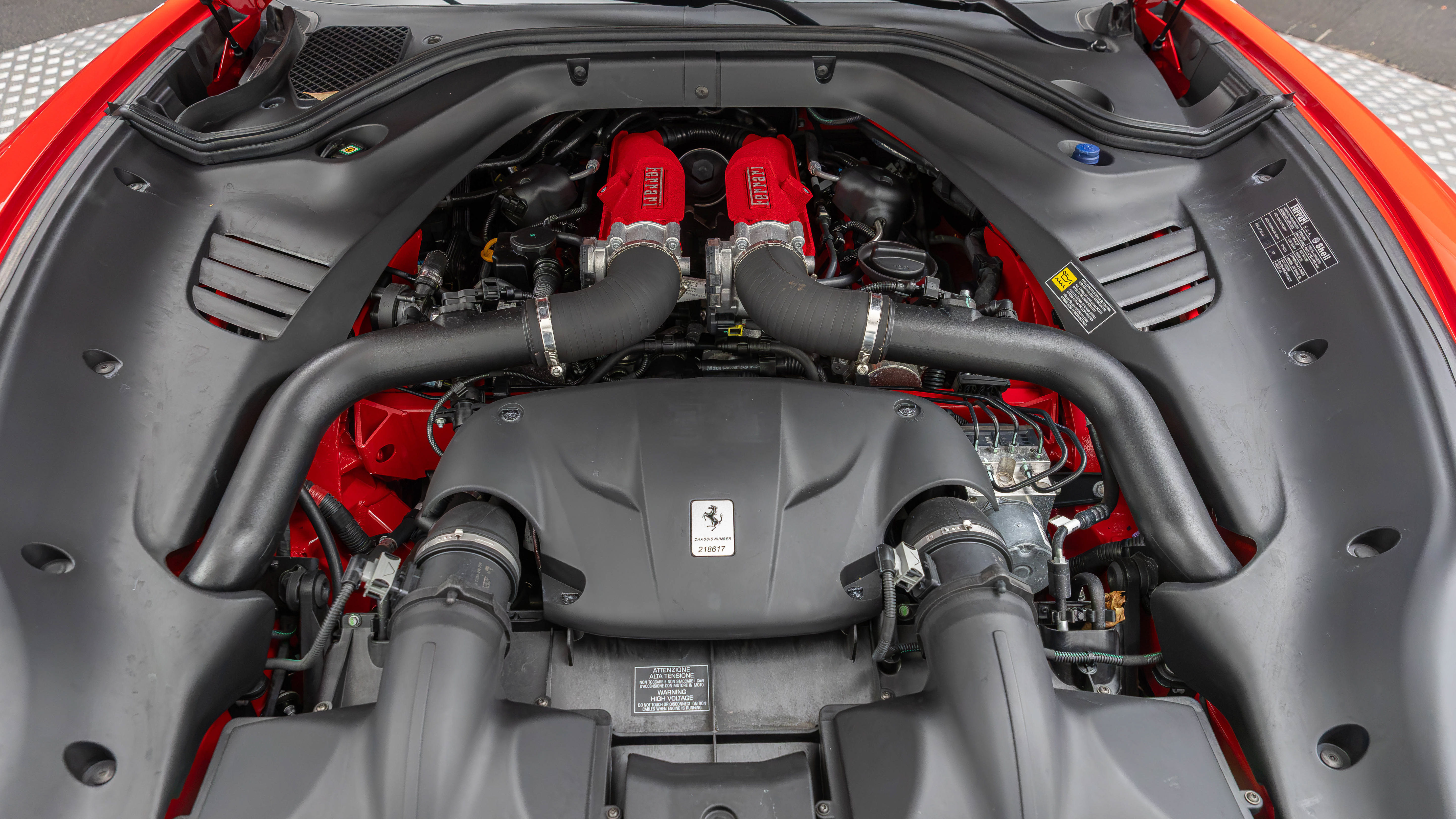 Certified 2016 Ferrari California T RWD image 50