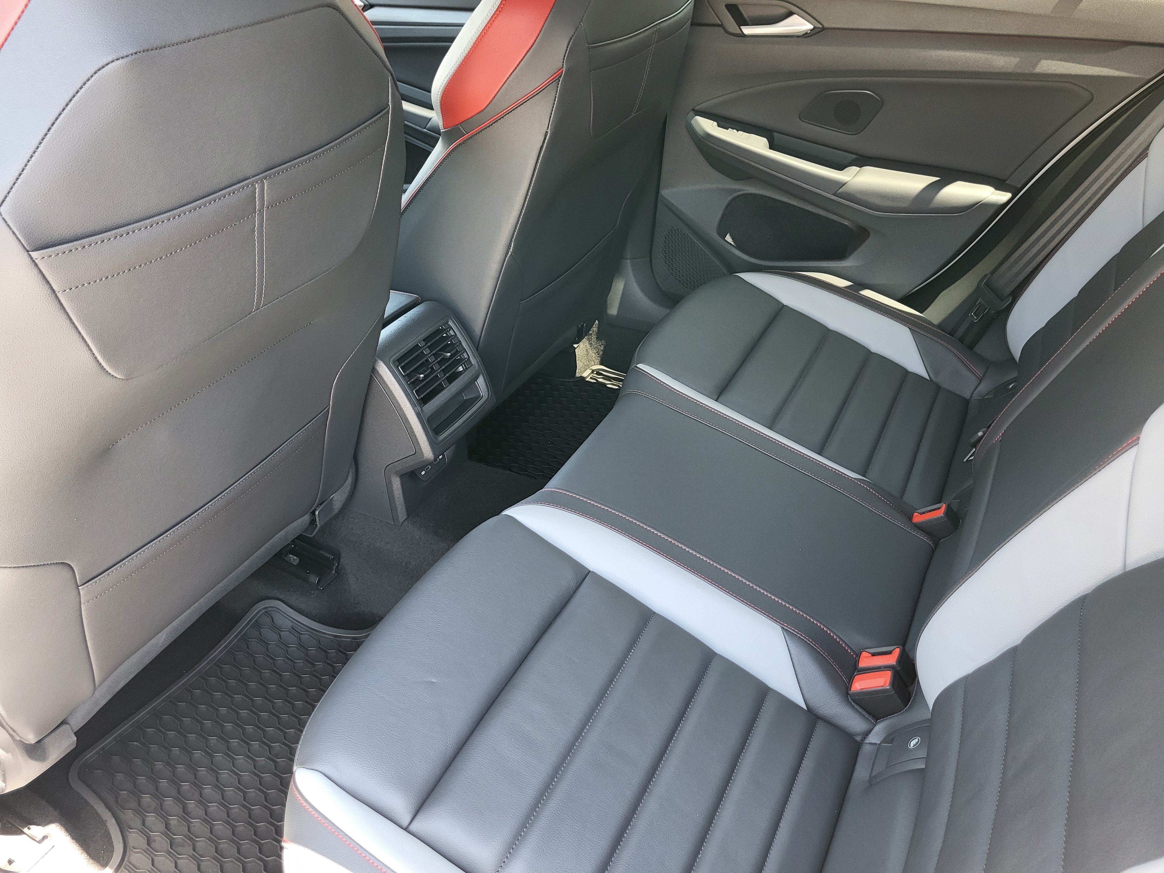 Used 2023 Volkswagen GTI SE w/ SE Leather Package FWD image 24