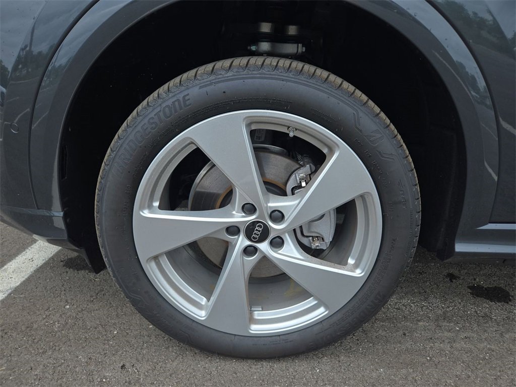 New 2025 Audi Q5 Premium Plus image 9