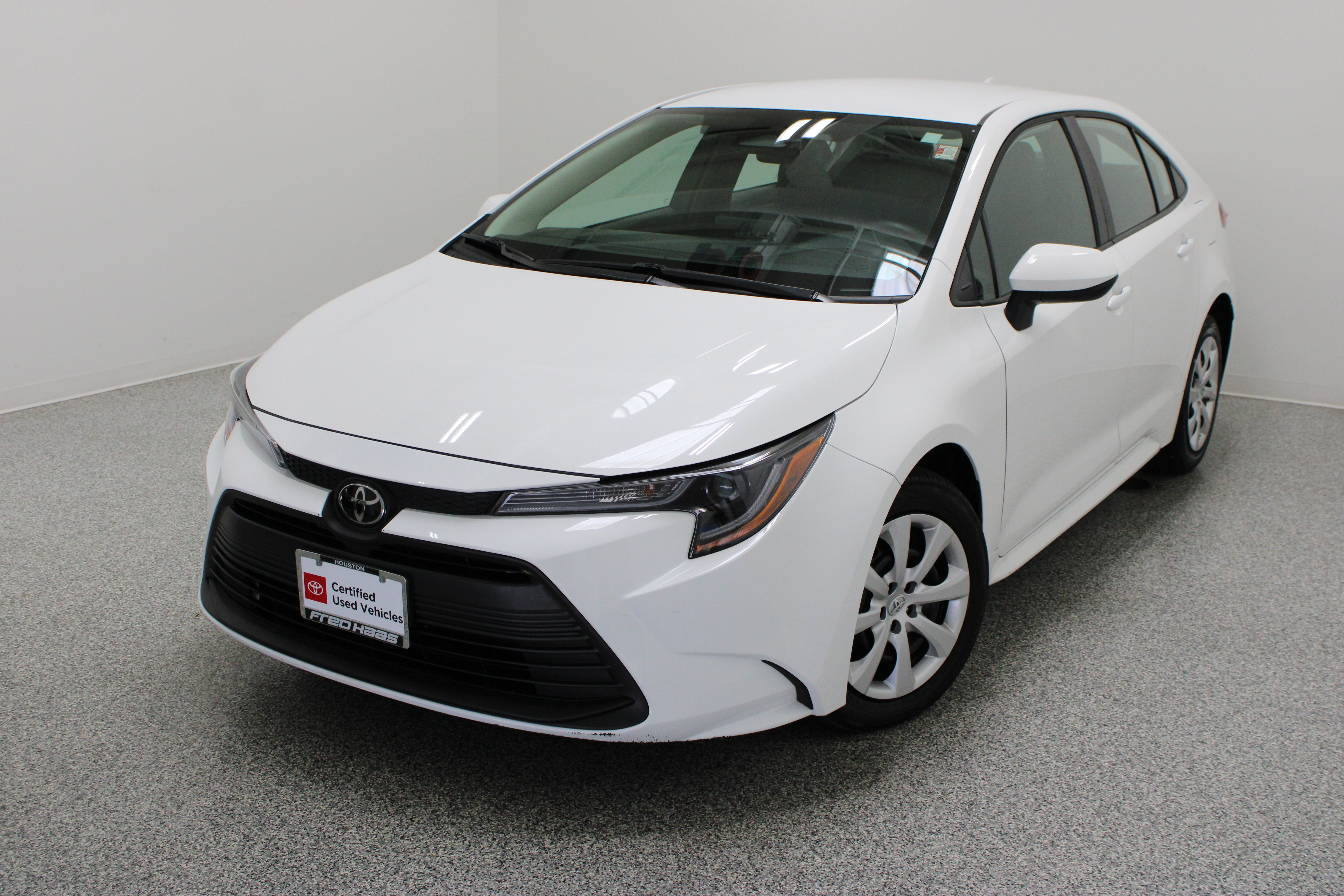 Certified 2026 Toyota Corolla LE FWD image 2