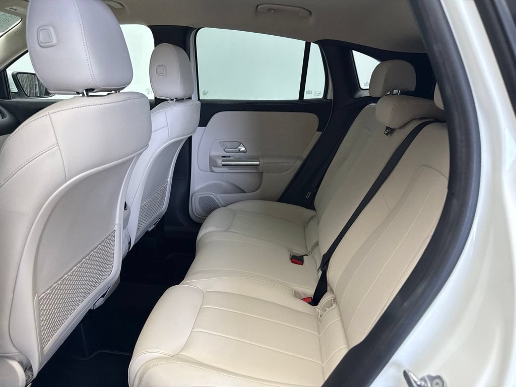 Used 2023 Mercedes-Benz GLA 250 4MATIC image 20