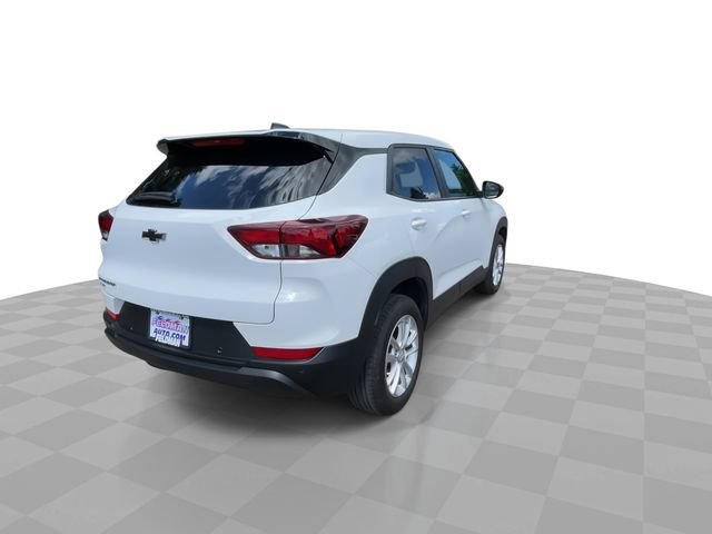 Used 2025 Chevrolet TrailBlazer LS w/ LS Convenience Package AWD/4WD image 8