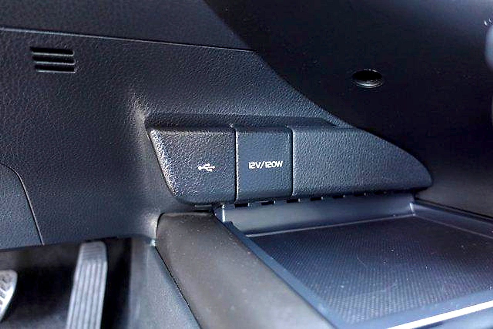 Certified 2024 Toyota Camry SE w/ Convenience Package FWD image 23