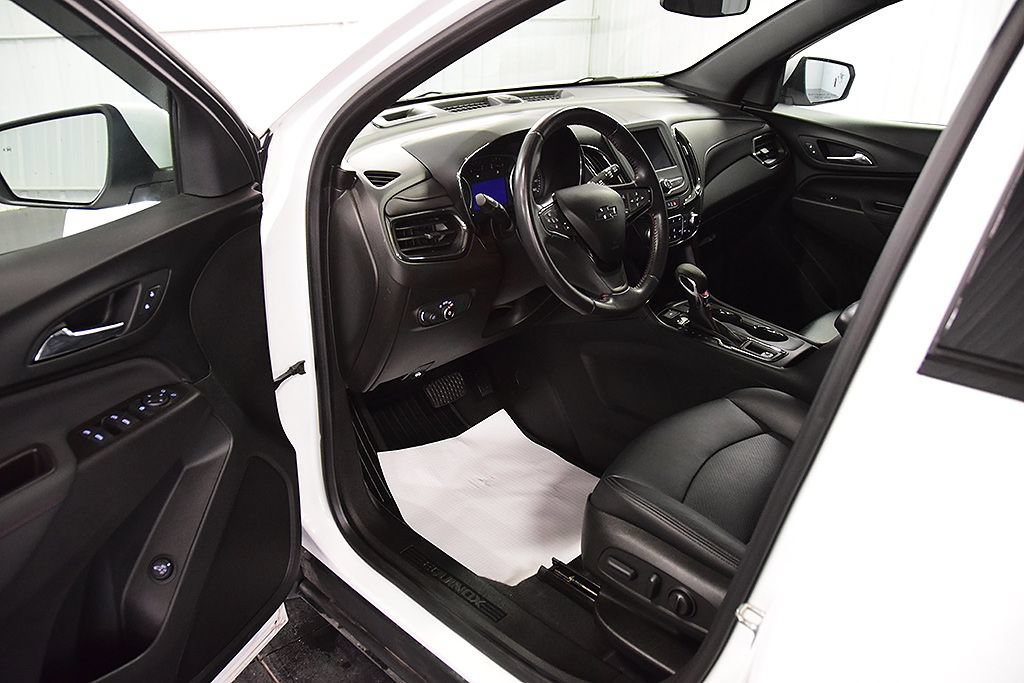 Used 2022 Chevrolet Equinox RS AWD/4WD image 14
