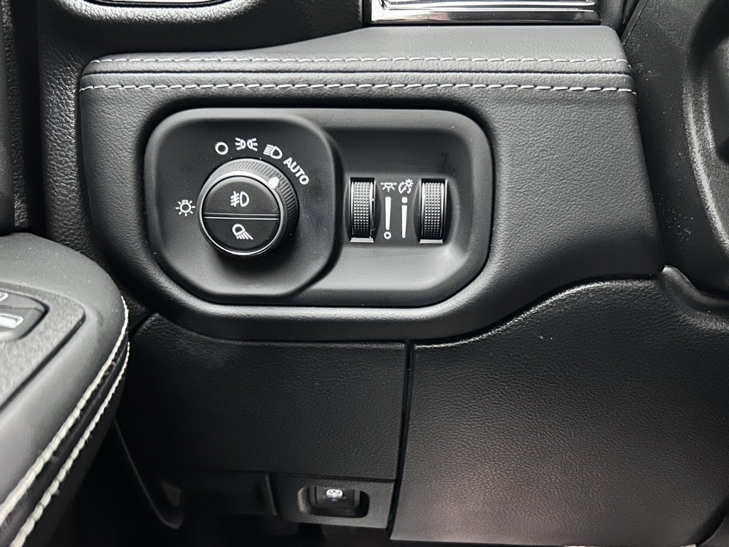 New 2026 RAM 2500 Limited image 24
