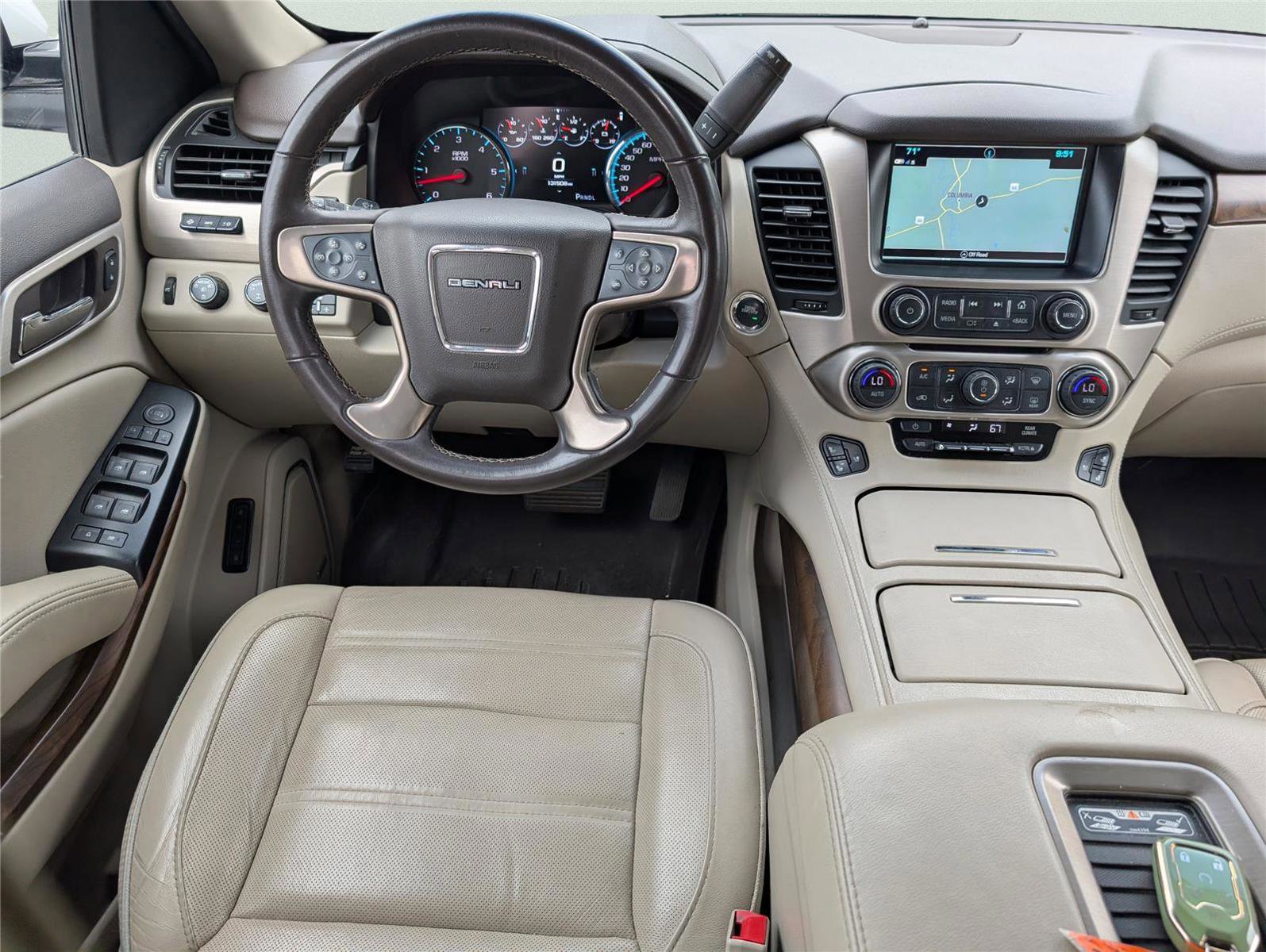 Used 2019 GMC Yukon Denali w/ Denali Ultimate Package AWD/4WD image 29