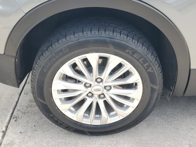 Certified 2024 Cadillac XT4 Luxury FWD image 7