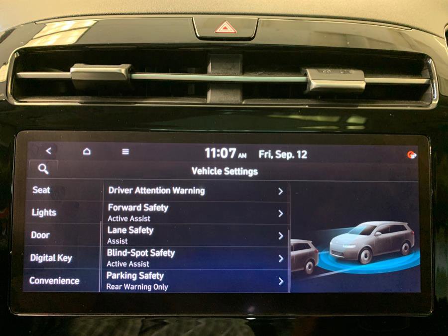 Used 2022 Hyundai Tucson Limited w/ Cargo Package AWD/4WD image 29