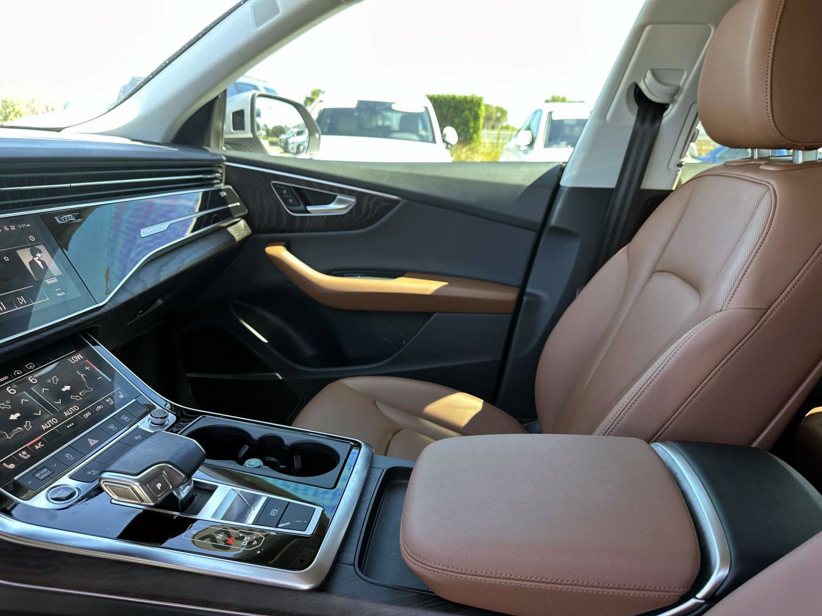 Used 2022 Audi Q8 Premium Plus image 24