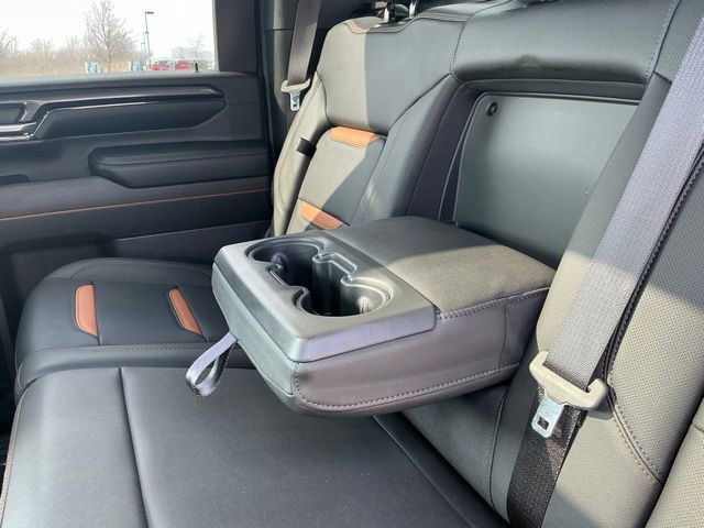 Used 2024 GMC Sierra 2500 AT4 w/ AT4 Premium Plus Package image 39