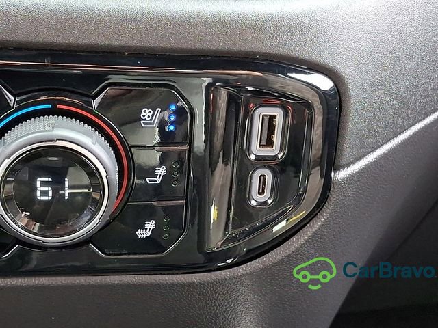 Used 2024 Chevrolet Silverado 1500 ZR2 w/ Technology Package AWD/4WD image 26