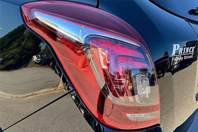 Used 2022 Buick Encore Preferred w/ Safety Package image 22