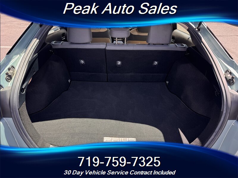 Used 2016 Toyota Prius Three FWD image 25