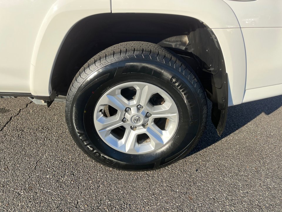 Used 2023 Toyota 4Runner SR5 Premium image 24