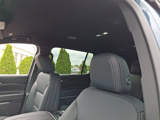Used 2026 Chevrolet Traverse LT AWD/4WD image 14
