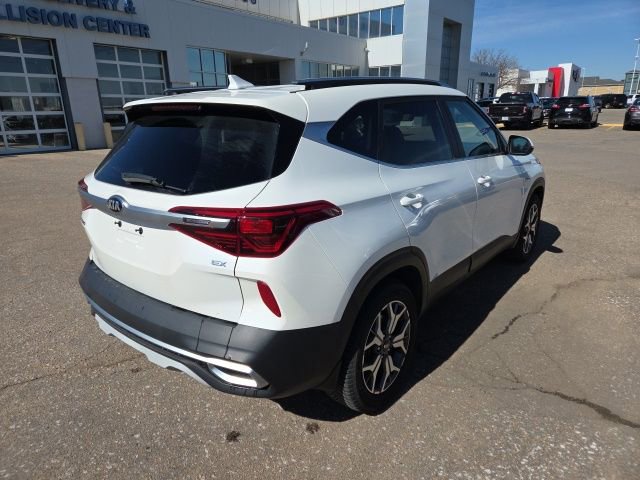 Used 2021 Kia Seltos EX image 5