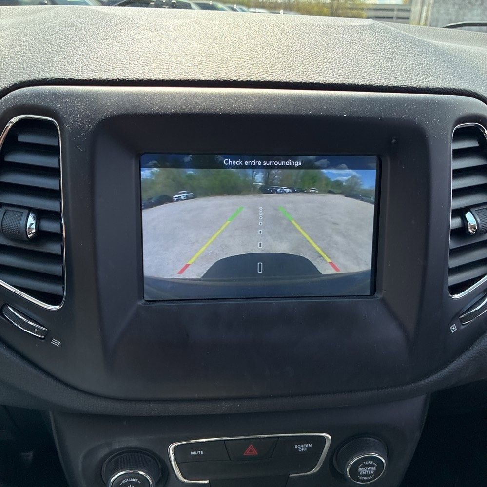 Used 2019 Jeep Compass Latitude AWD/4WD image 15