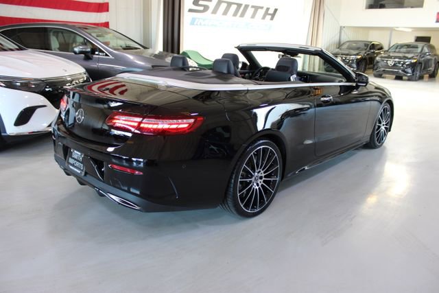 Used 2023 Mercedes-Benz E 450 Cabriolet image 38