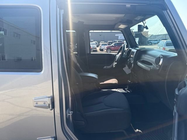 Used 2013 Jeep Wrangler Unlimited Sahara w/ Trailer Tow Group AWD/4WD image 17