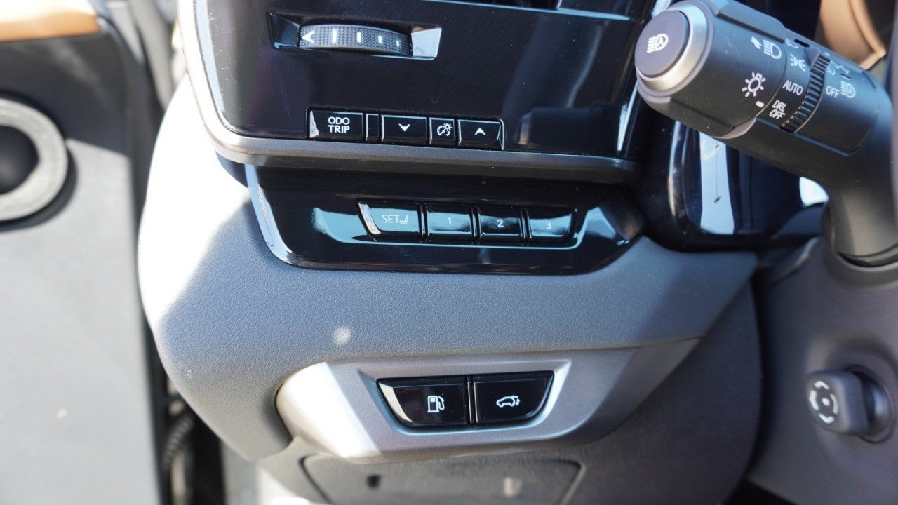 Used 2024 Lexus RX 350 Premium w/ Cold Area Package AWD/4WD image 21