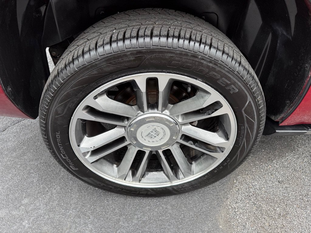 Used 2013 Cadillac Escalade Premium AWD/4WD image 28