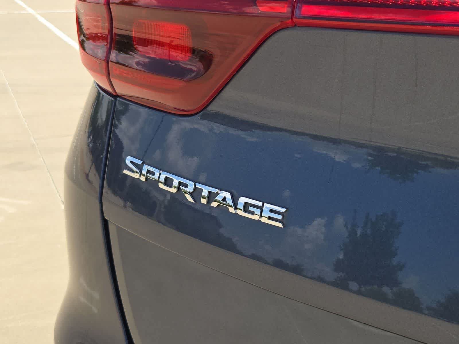 Used 2020 Kia Sportage LX w/ LX Popular Package FWD image 11