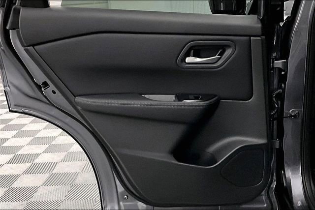 New 2026 Nissan Rogue SV image 33