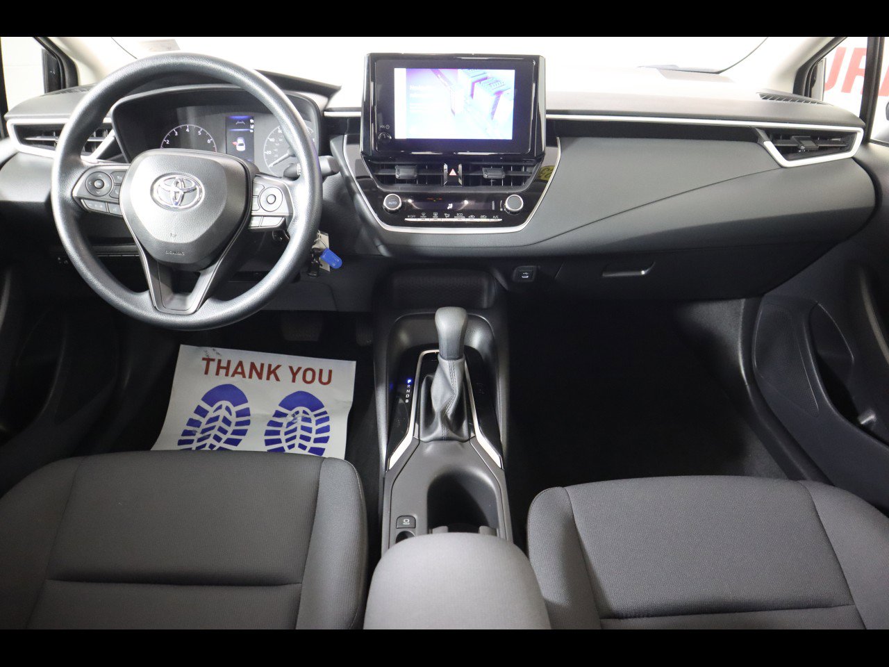Used 2025 Toyota Corolla LE FWD image 17