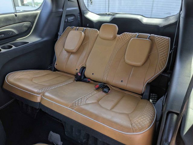 Used 2021 Chrysler Pacifica Pinnacle AWD/4WD image 15