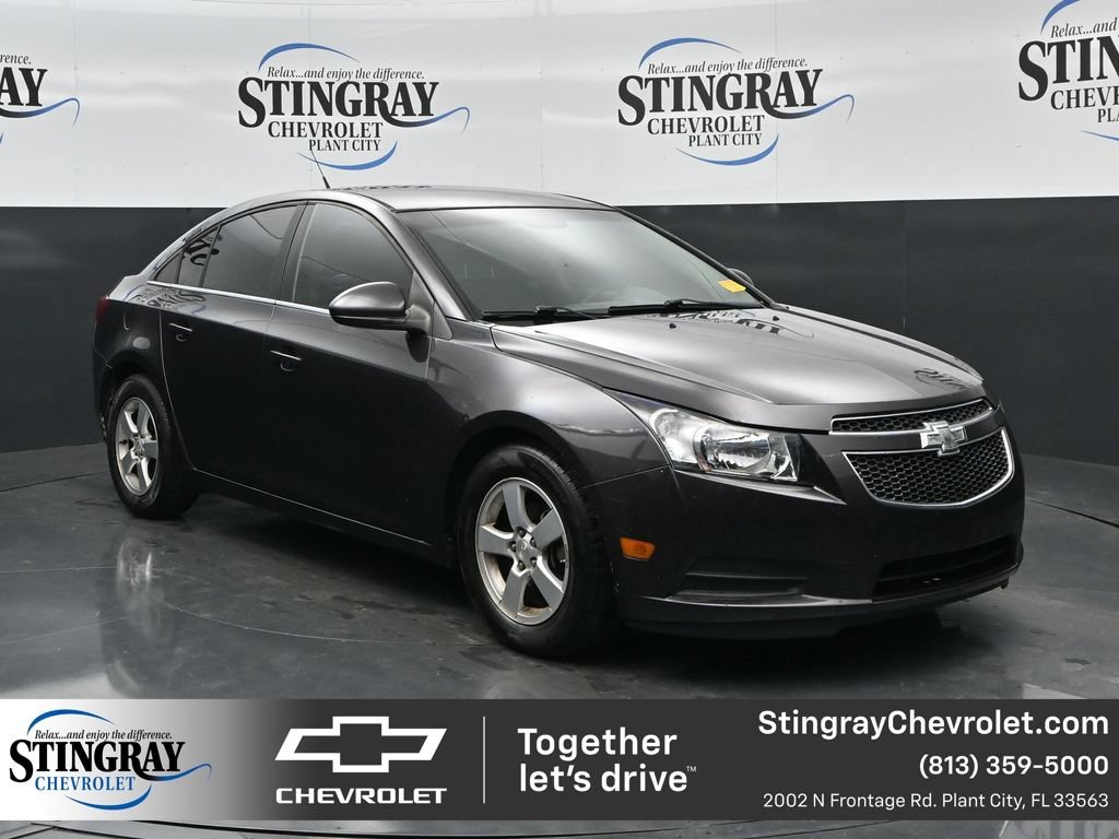 Used 2014 Chevrolet Cruze LT FWD image 1