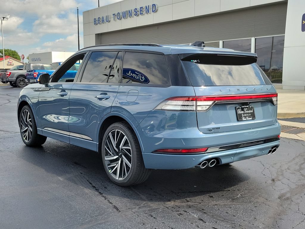 New 2026 Lincoln Aviator Black Label w/ Jet Appearance Package AWD/4WD image 6