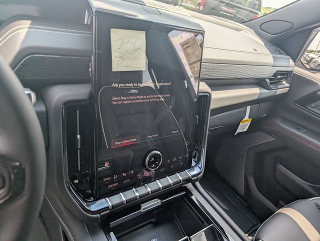 New 2026 GMC Yukon AT4 Ultimate AWD/4WD image 20