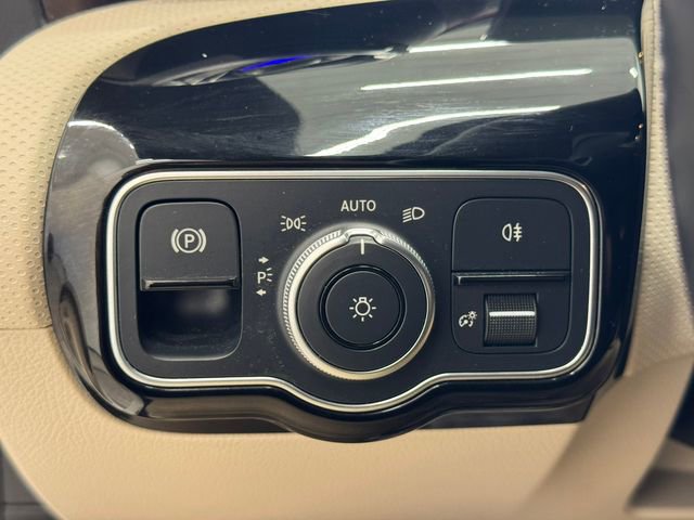 Used 2021 Mercedes-Benz CLA 250 image 36