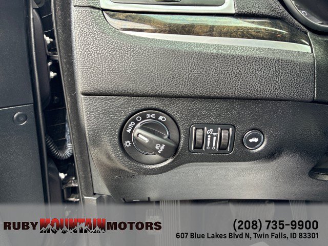 Used 2016 Chrysler 300 C w/ Safetytec Plus Group RWD image 13