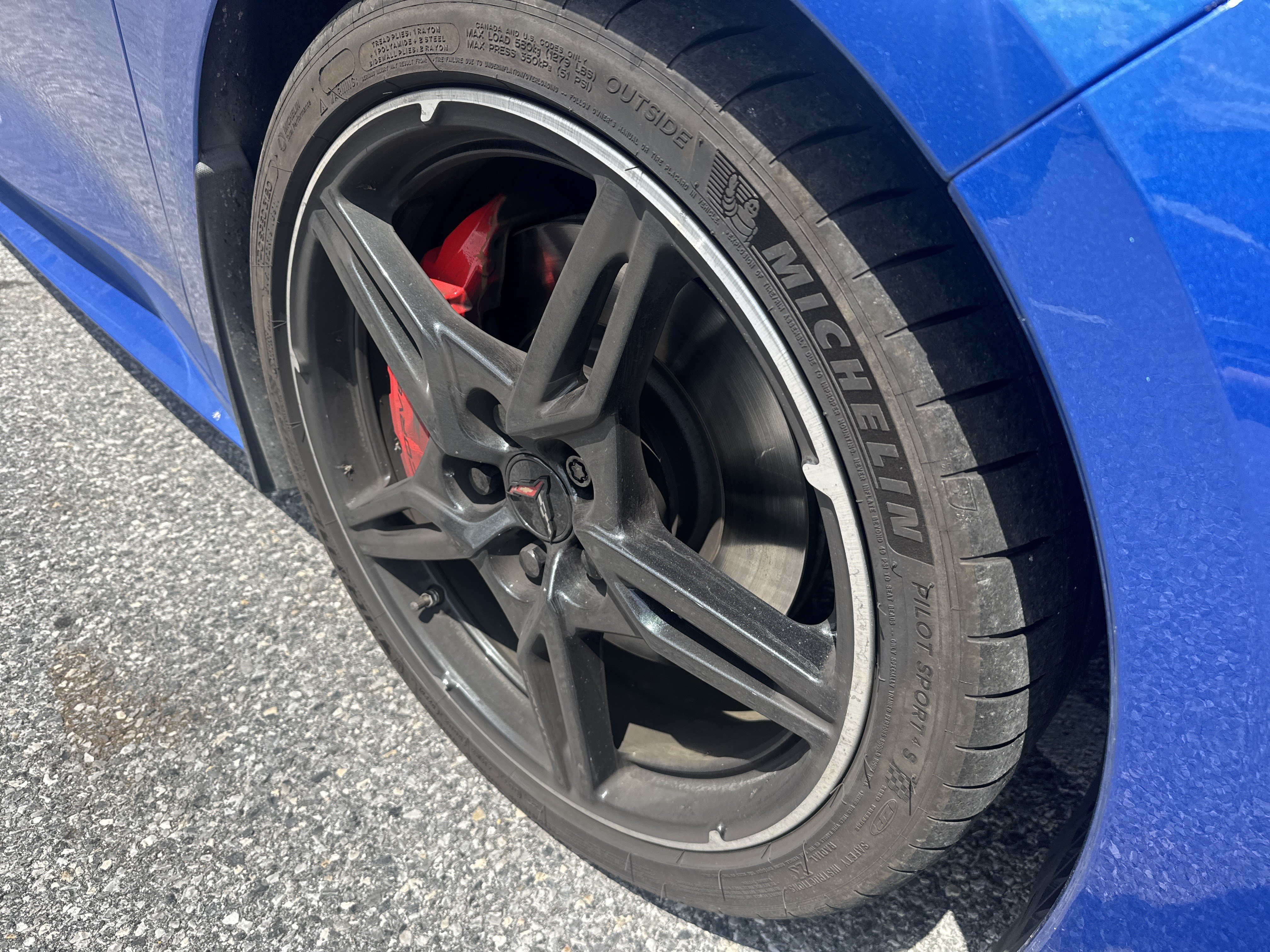 Used 2020 Chevrolet Corvette Stingray Preferred Cpe w/ 2LT Preferred Equipment Group RWD image 7